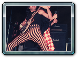 Santa en las Fiestas de Getafe 1986 , Primer concierto en Madrid de Leonor Marchesi , recien incorporada a la banda. 14